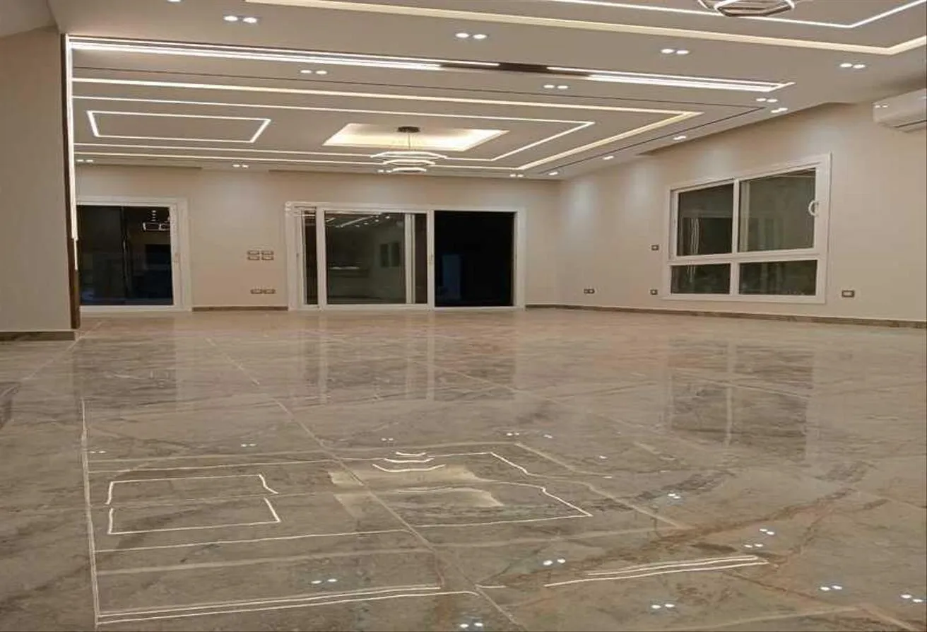 Rent in Hyde Park: For rent, a villa in Hyde Park Compound, Fifth Set