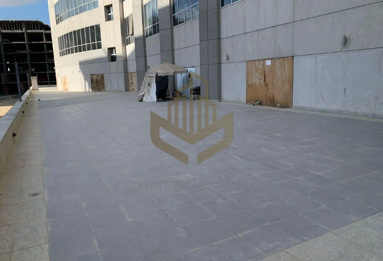 Rent in Centro: Retail for Rent at Centro Mall-New Cairo