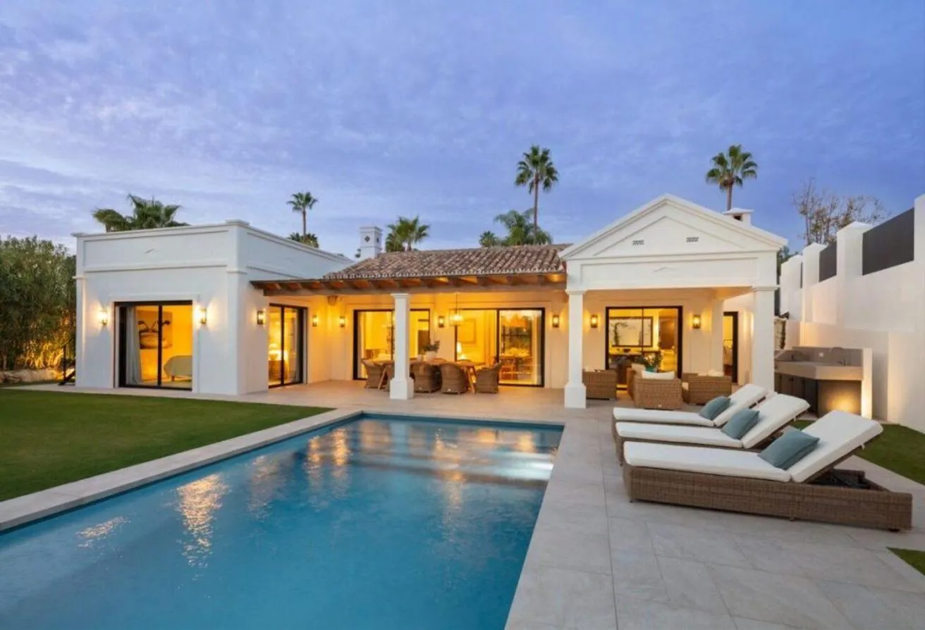 Sale in Karmell: Naia West, minutes from Sphinx Airport inNew Zayed