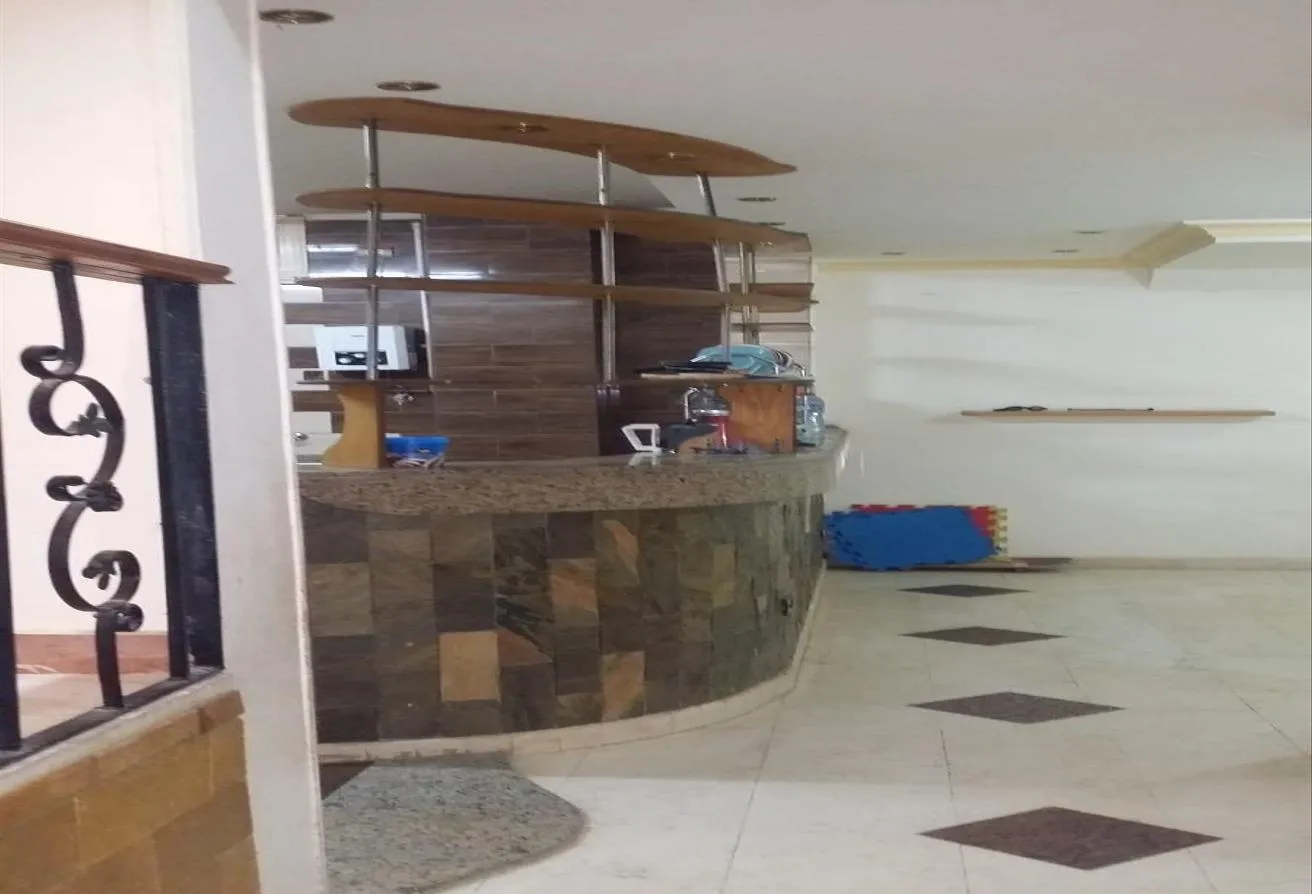 Gallery Image 13