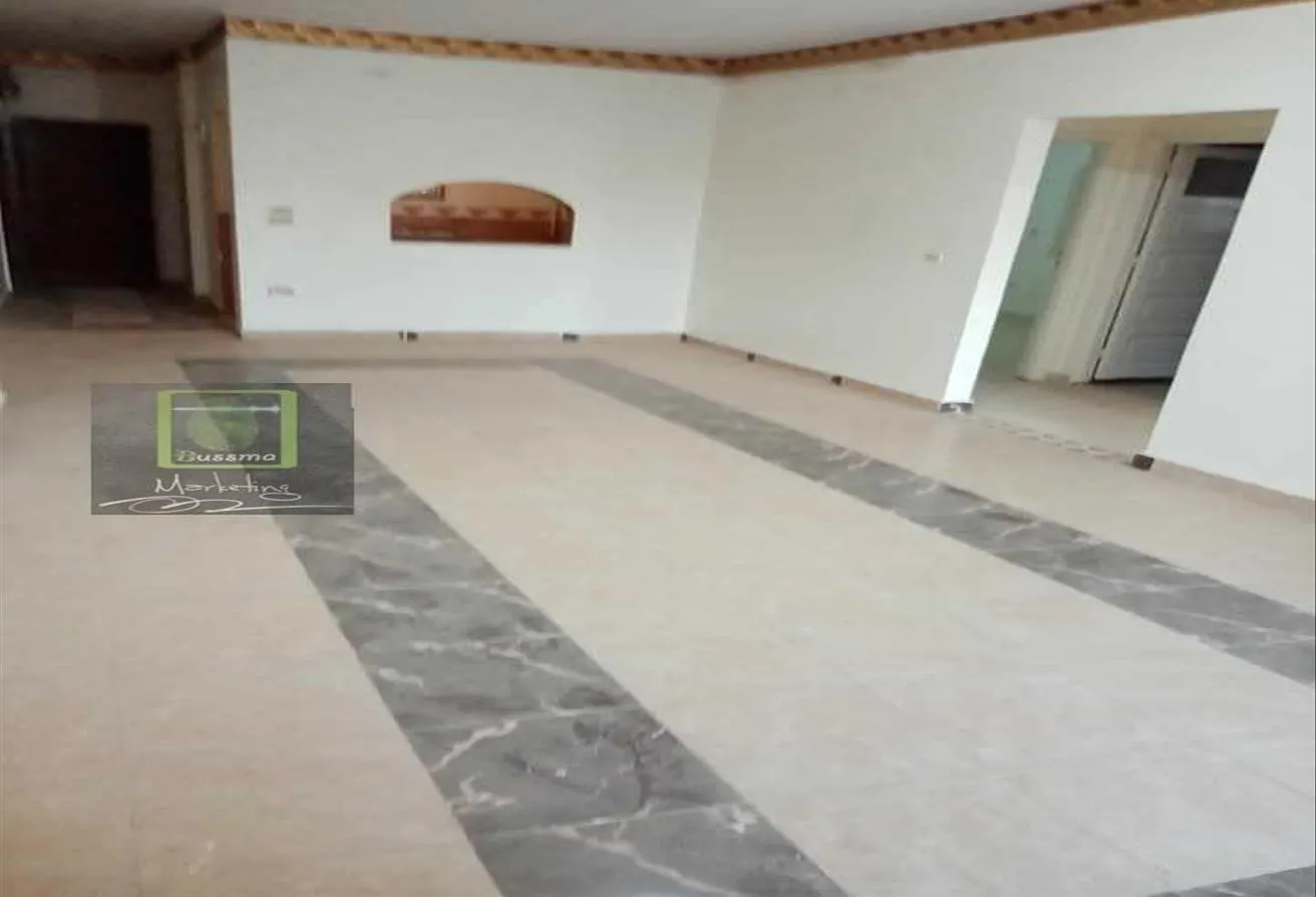 Sale in 11th District: Family House Ready to move n Sheikh Zayed