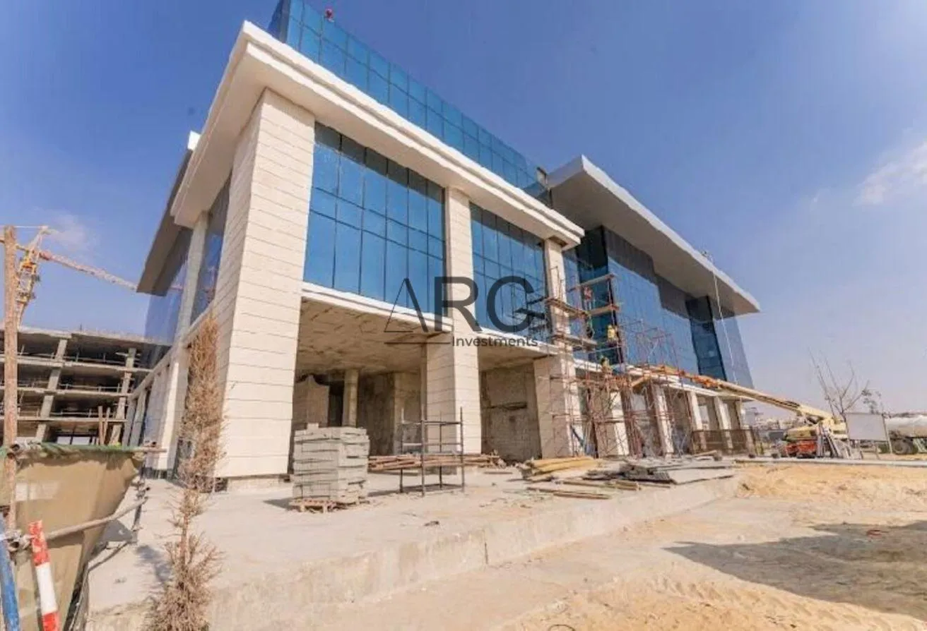 Sale in Cairo Festival City: Opportunity Office 91m Directly 90th Delivery 2027