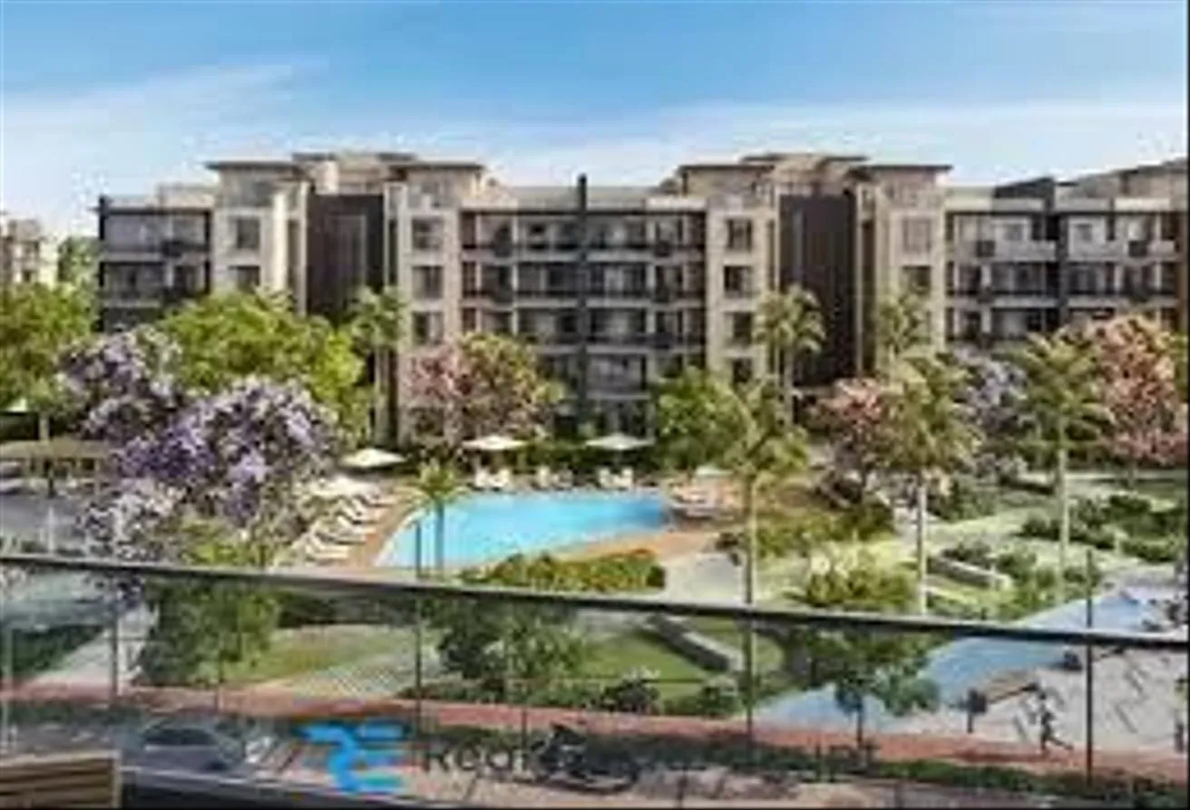 Sale in 5th Settlement Compounds: بالعاصمة الادارية مكتب اداري في الدور الرابع