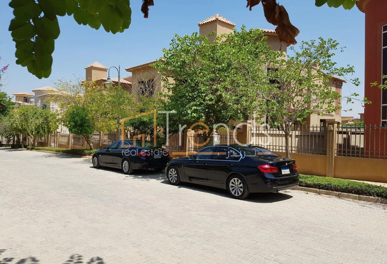 Sale in Paradise: 605m Spacious Separate Villa in Paradise New Cairo