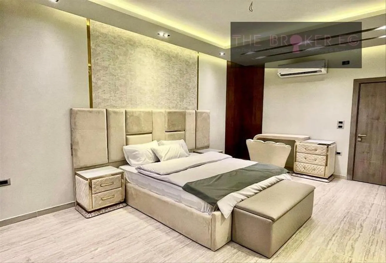 Gallery Image 9