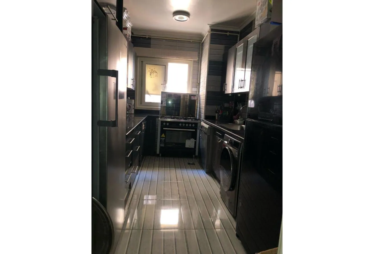Gallery Image 15