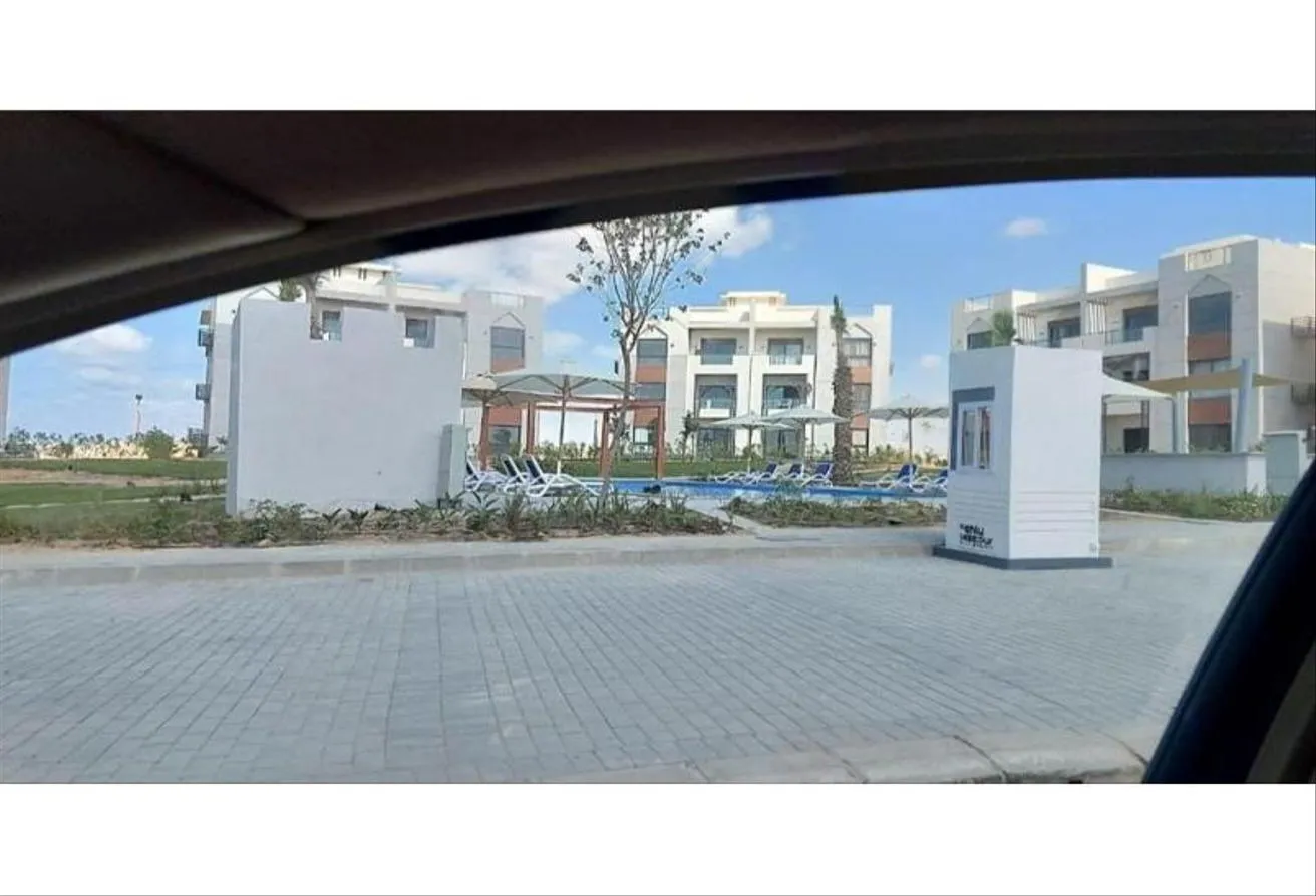 Gallery Image 14