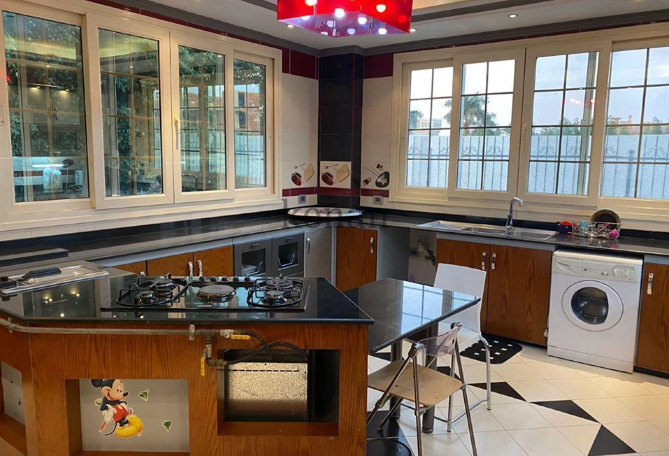 Sale in Al Nakheel: For sale furnished  villa prime location