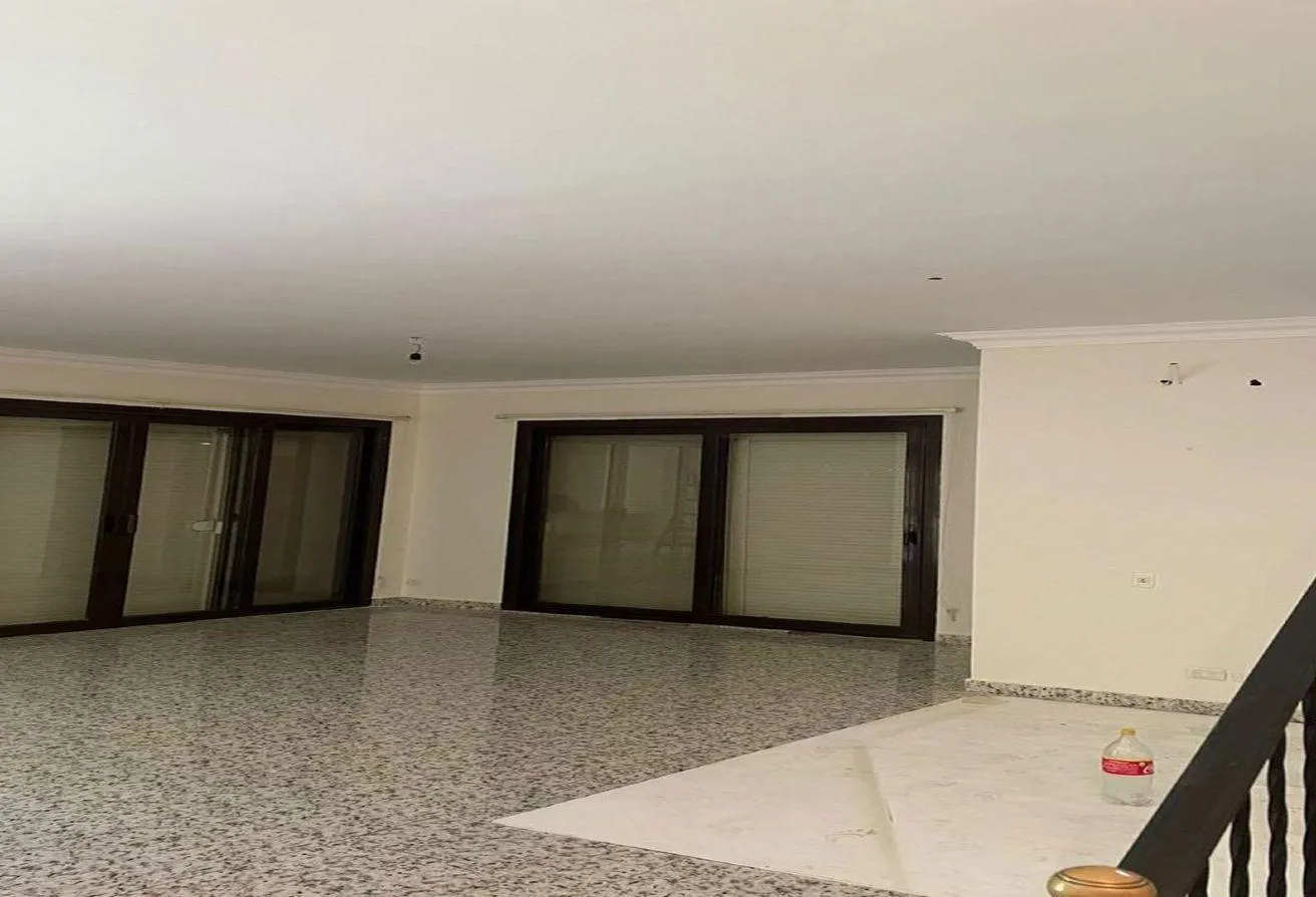 Rent in Casa: Duplex with garden for rent  Casa - Beverly Hills