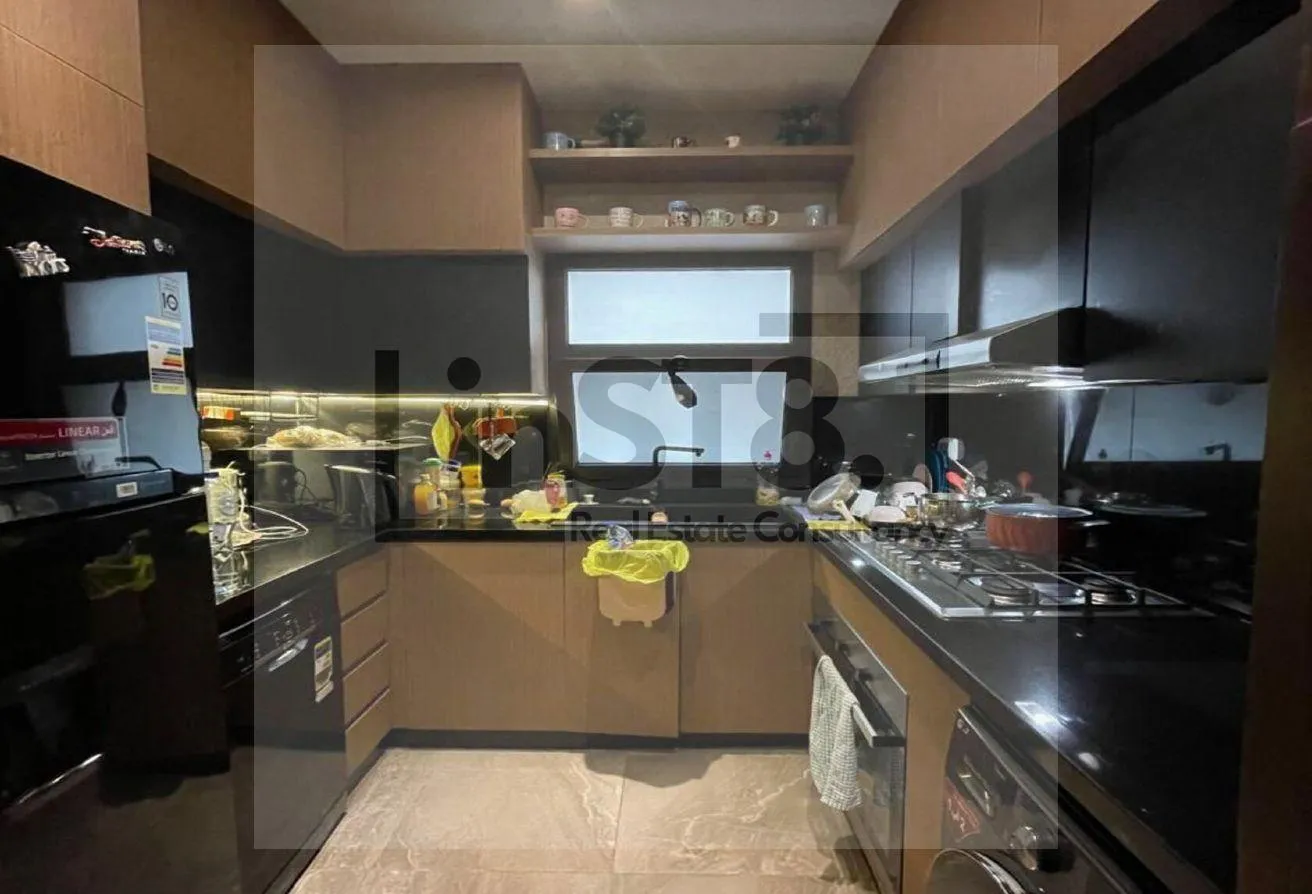 Sale in Fifth Square: luxury finished penthouse for sale fifth square