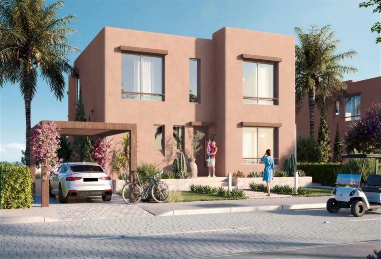 Sale in Hacienda Waters: Finished Chalet in Hacienda Blue With  large roof