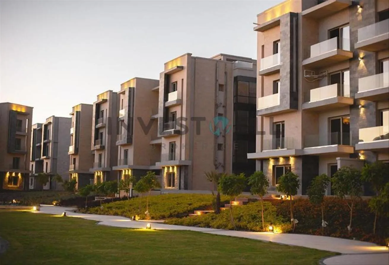 Sale in Galleria Moon Valley: Penthouse + Roof (Private pool) with 10 year insta