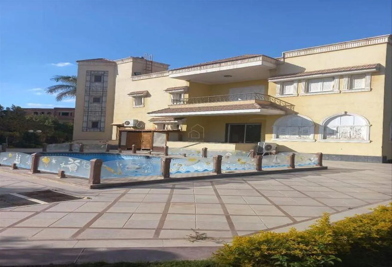 Sale in Mena Garden City: 1925m palace in Mina Garden City ready for deliver