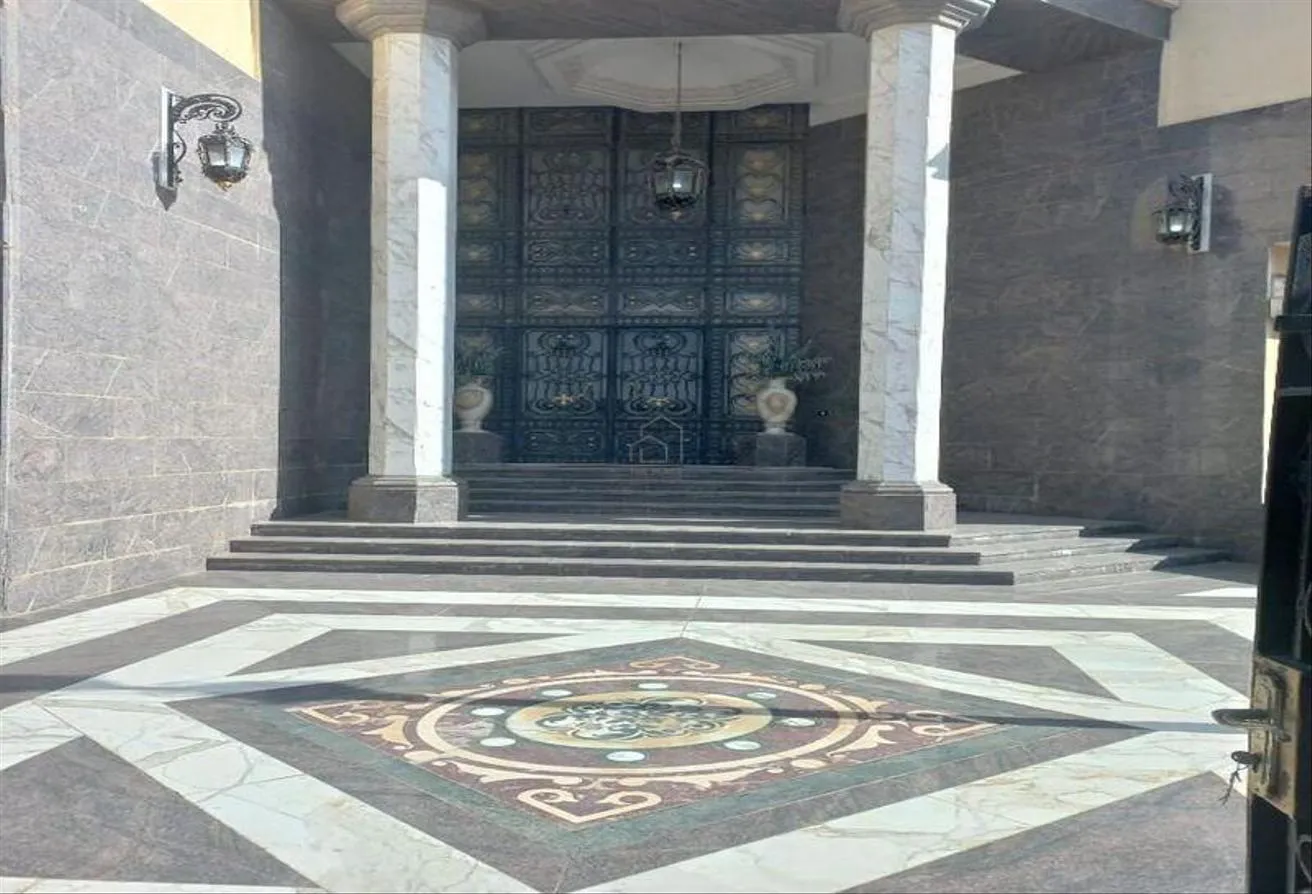 Gallery Image 17
