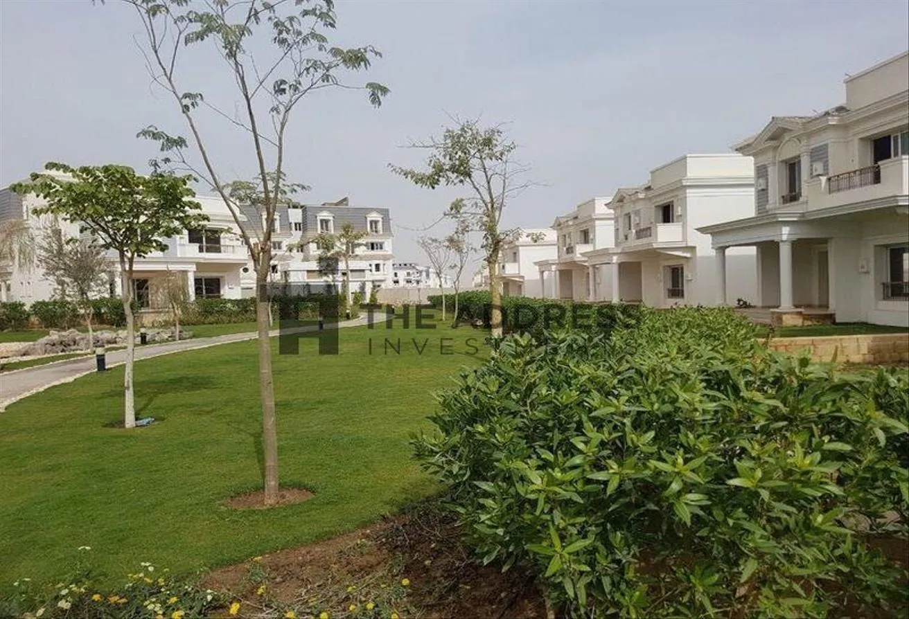 Sale in Mountain View Hyde Park: Townhouse 4bedroom + garden landscape view 10%DP