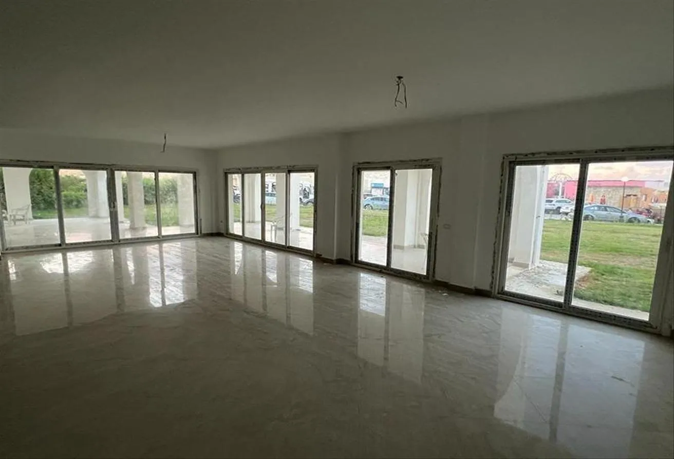 Gallery Image 9