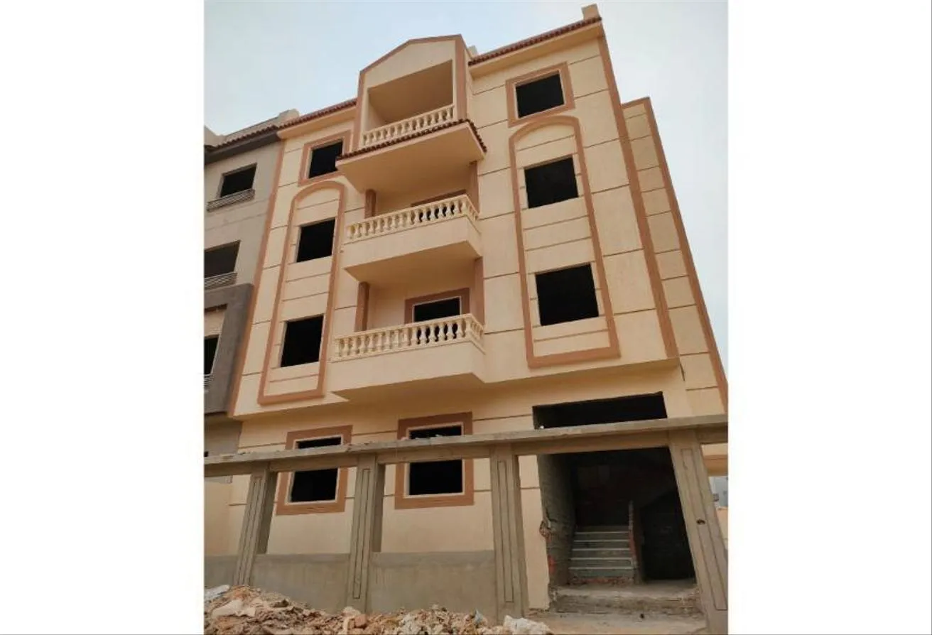 Sale in Al Fardous City: دوبلكس فى الفردوس الجديدة تانى نمرة من الرئيسى