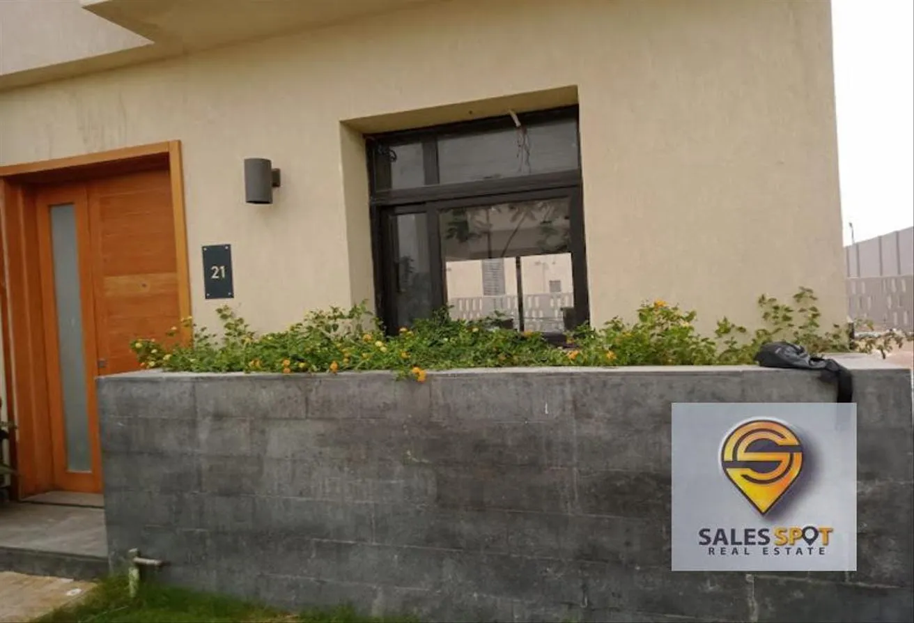 Sale in Al Burouj Compound: Villa town for sale at the lowest price in AlBuroj