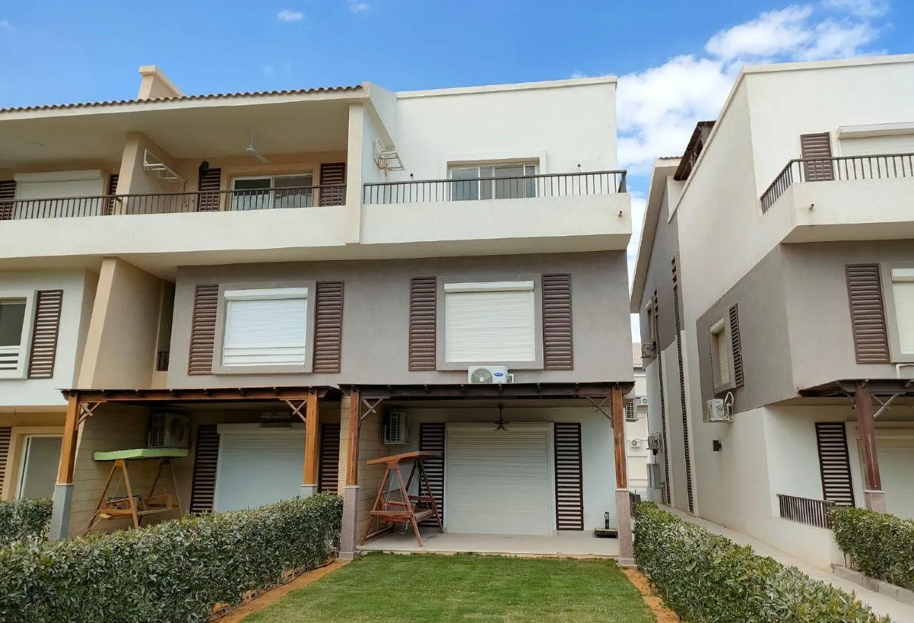 Sale in Murano Wadi Degla: Duplex close to sea, sea and pool view, delivered