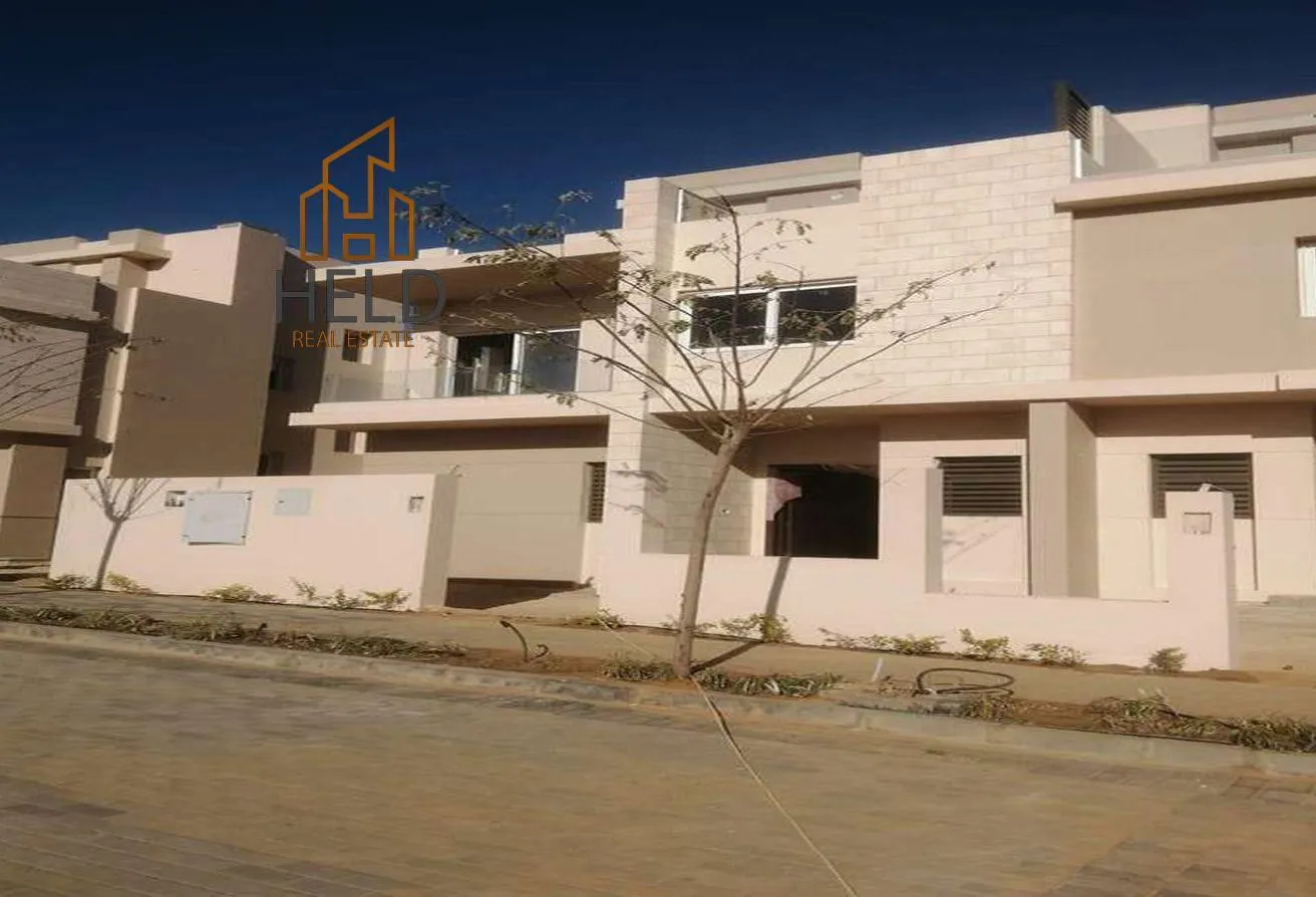 Sale in Tawny Hyde Park: Townhouse for sale in front of Al Jazira Club