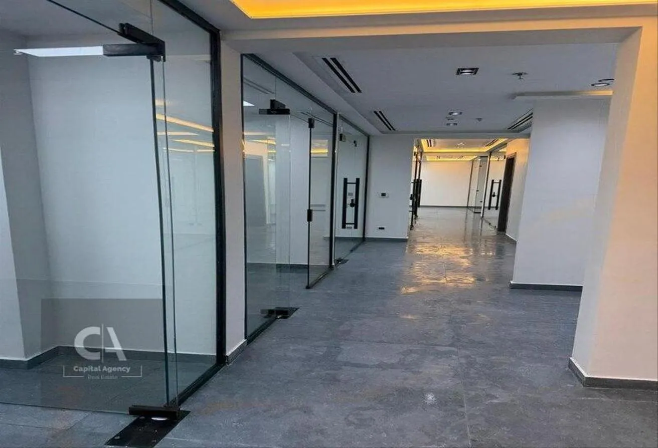 Rent in Hyde Park: Distinctive office for rent, 398 sqm, in Hyde Park