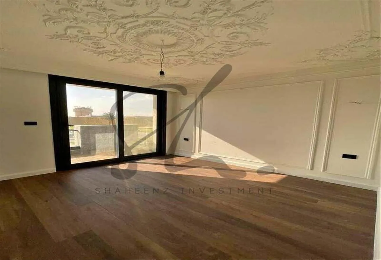 Gallery Image 16