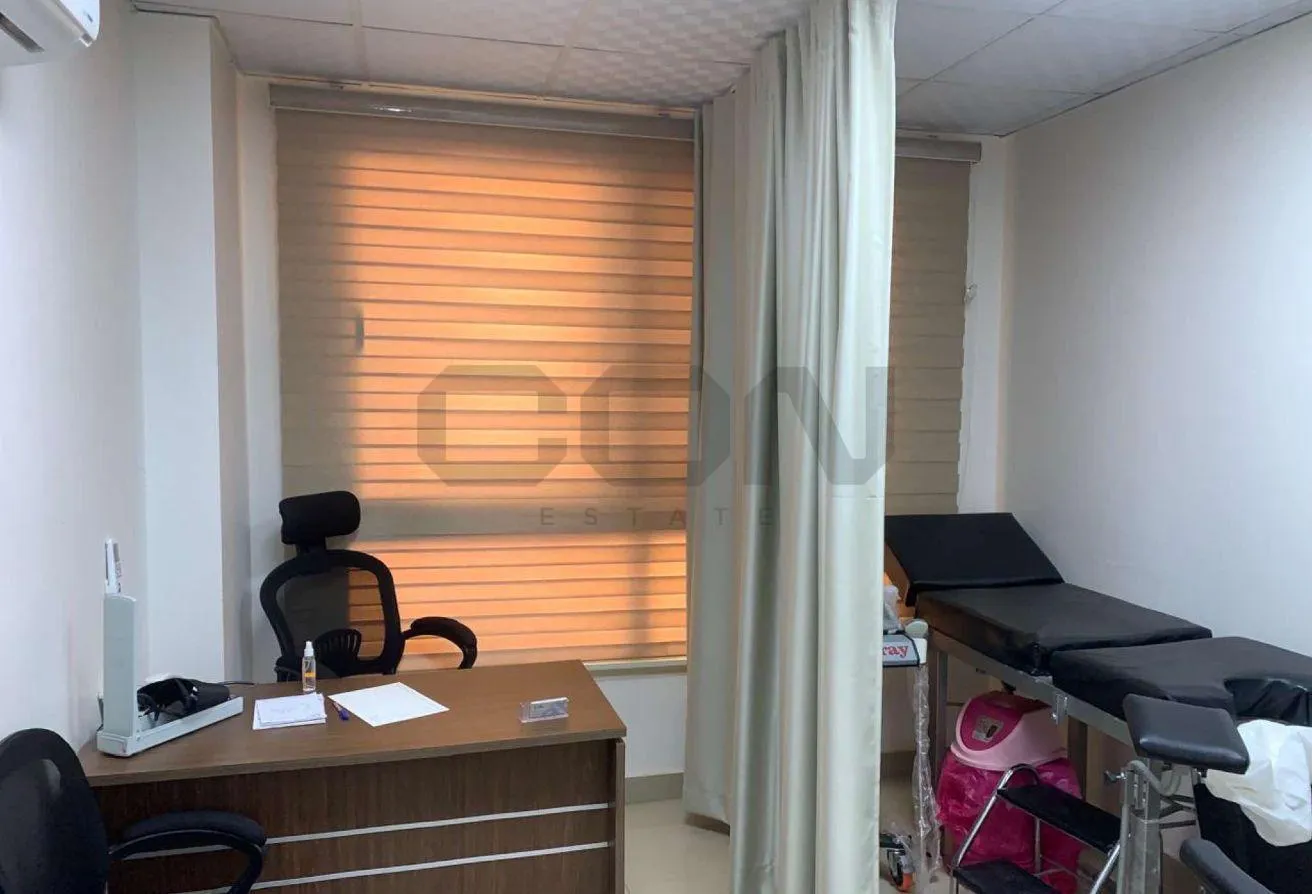 Sale in 11th District: Clinic 256 sqm Fully Finished With Appliances