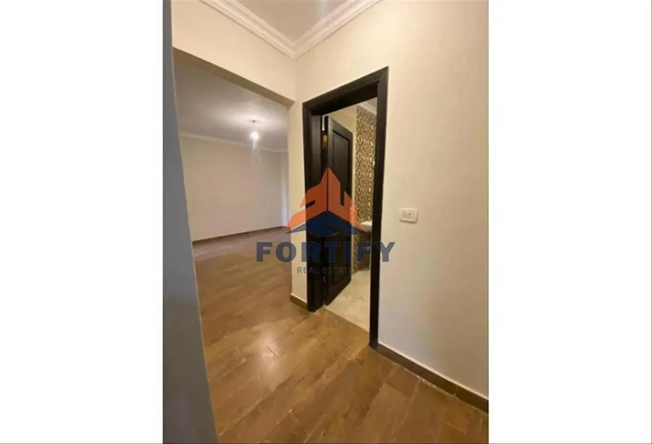 Sale in Janna 1: شقة ريسيل بالسعر القديم في جنة زايد 1 الشيخ زايد