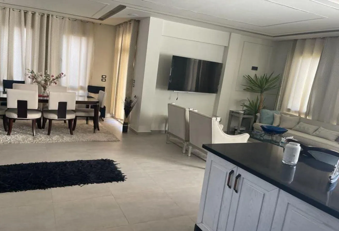 Sale in Etapa: Apartment 147m near el Rabwa best price over 10yrs