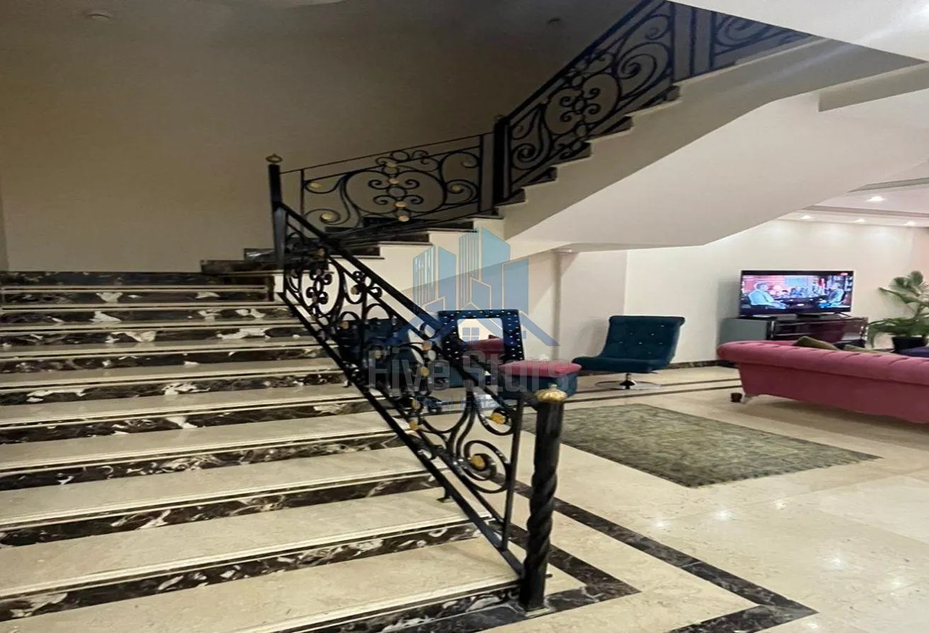 Gallery Image 12