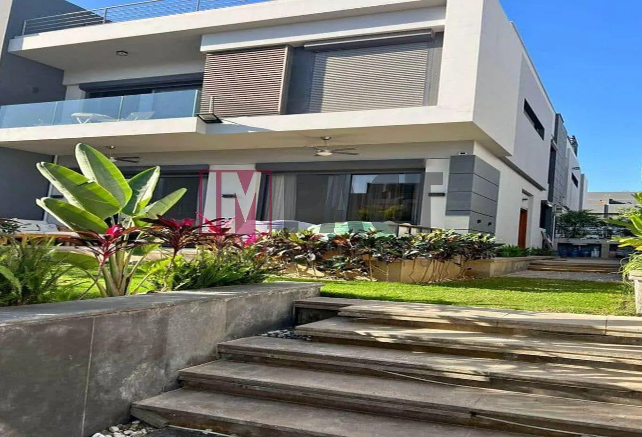 Sale in El Patio 7: Receive now Finished penthouse+R in La vista