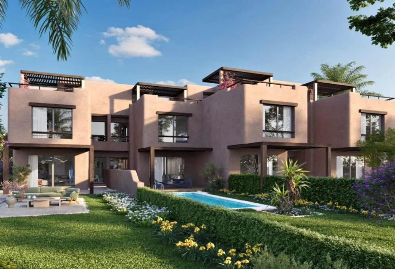 Sale in Marassi: Own a luxurious Water Finish Townhouse in Hacienda