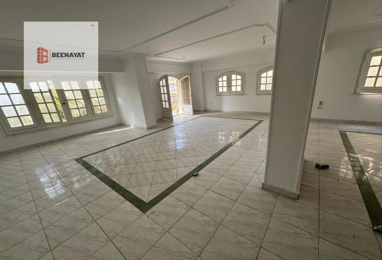 Rent in Street 53: للإيجار شقة 200 متر سكني أو إداري  الحي الثاني