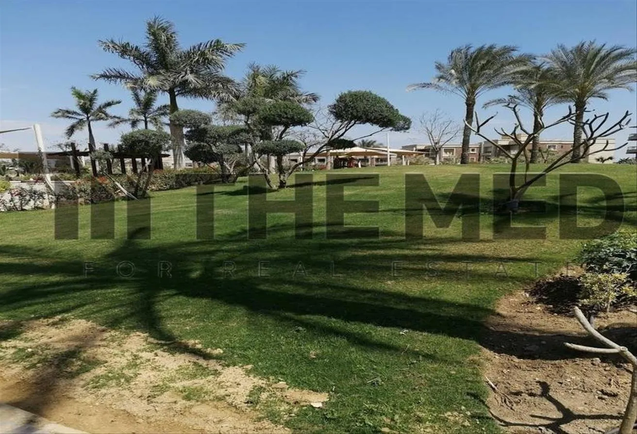 Sale in New Giza: Ground apartment furnished, kitchen &amp; ACs, Carnell