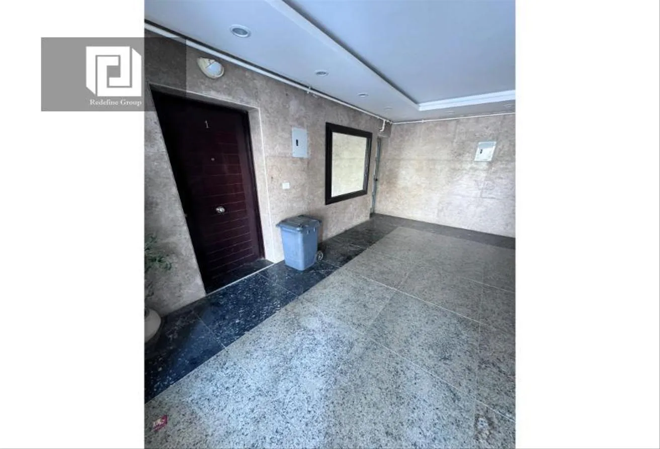 Rent in Madinaty: شقة مميزة للايجار قانون في مدينتي Madinaty في b10