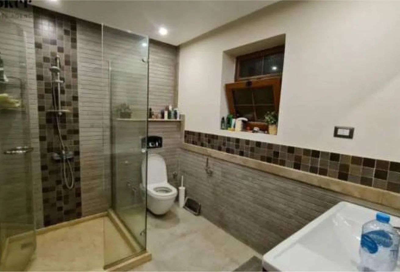 Gallery Image 14