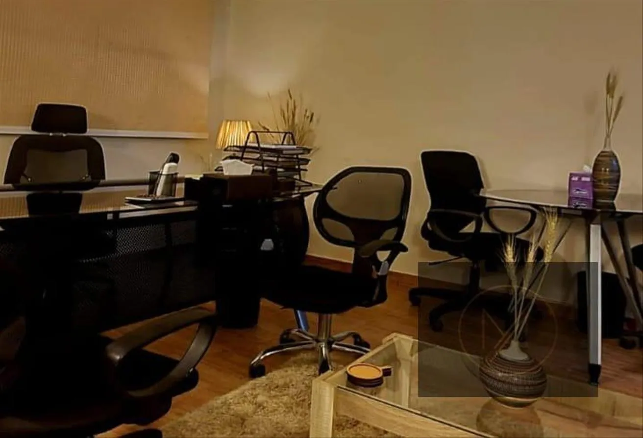 Rent in Ibn Al Nafis St.: للايجار غرف اداريه مجهزه بحمام خاص بمدينة نصر