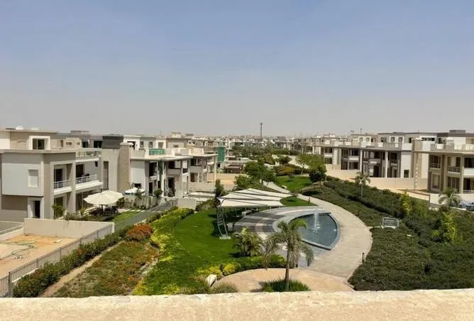 Rent in Cairo Festival City: Semi-furnished penthouse for rent with a distincti
