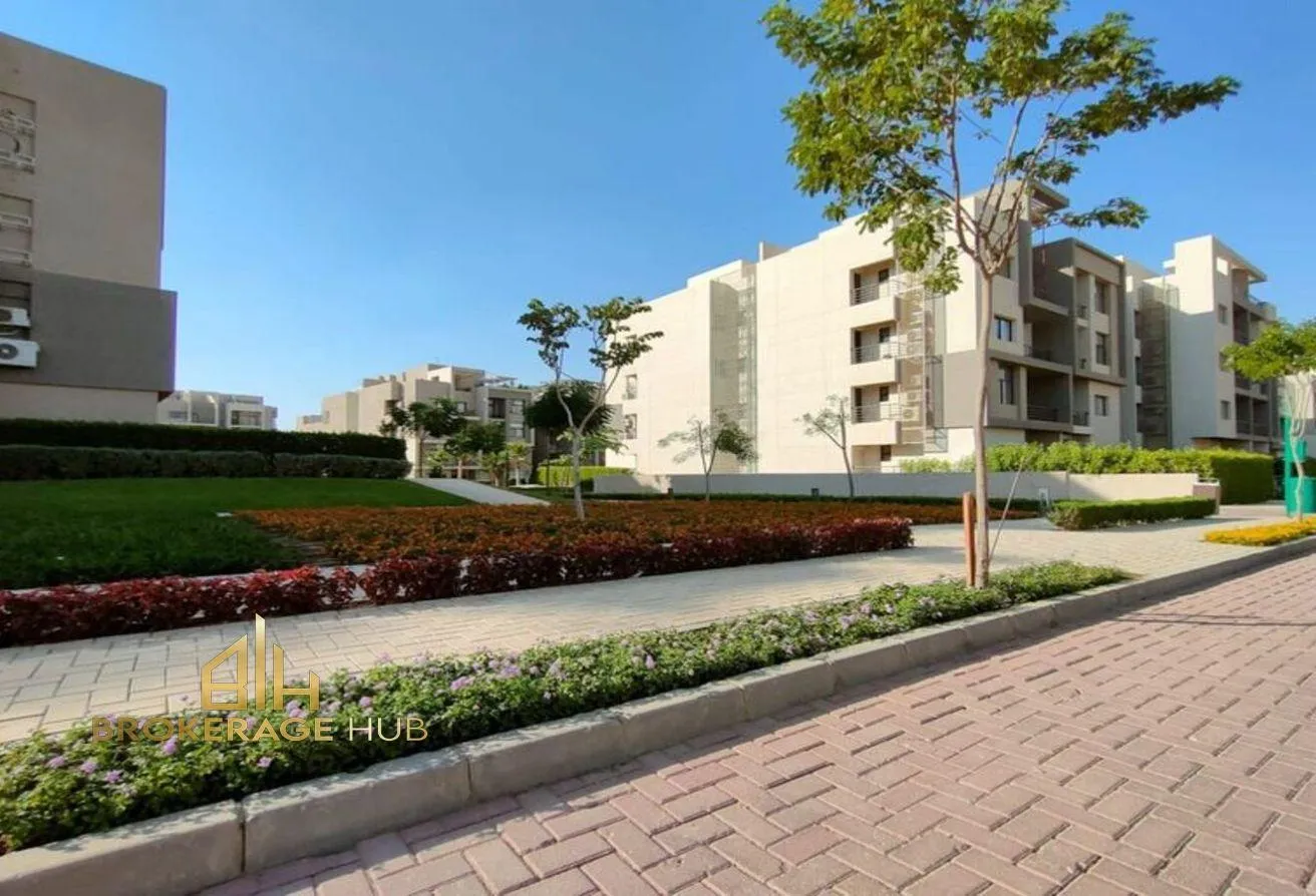 Sale in Moon Residences: finished Apartment with garden for sale in marasem