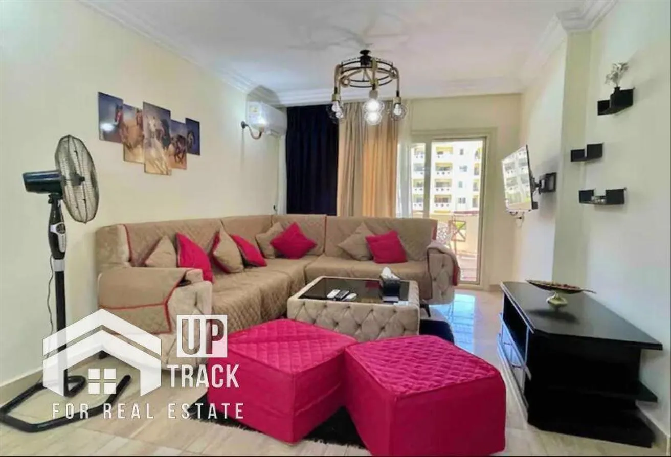 Rent in Stella Heights: extraordinary pool view chalet for rent in Stella
