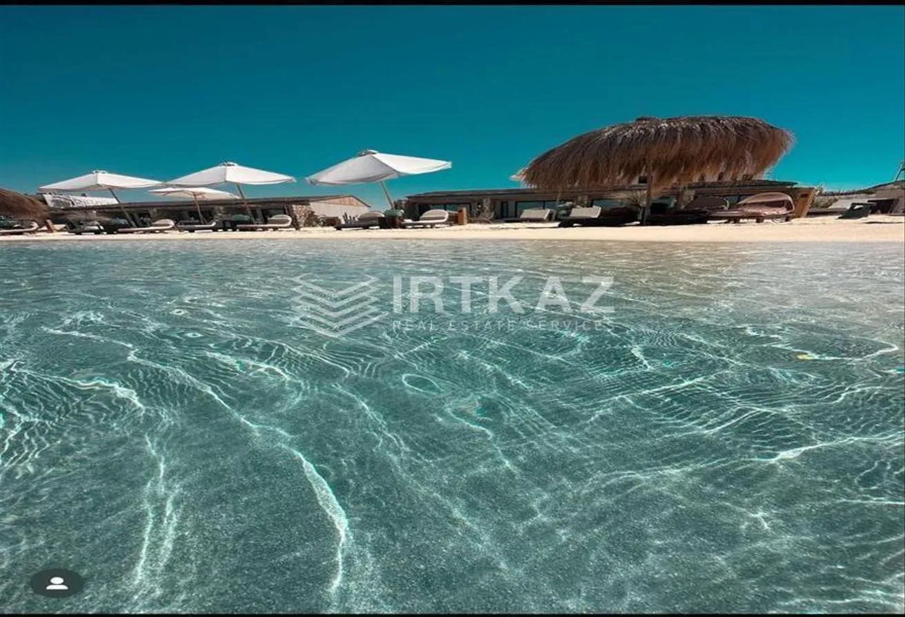 Sale in Al Masyaf: Villa 1000m Delivered 4Months Over 7Y Sea View