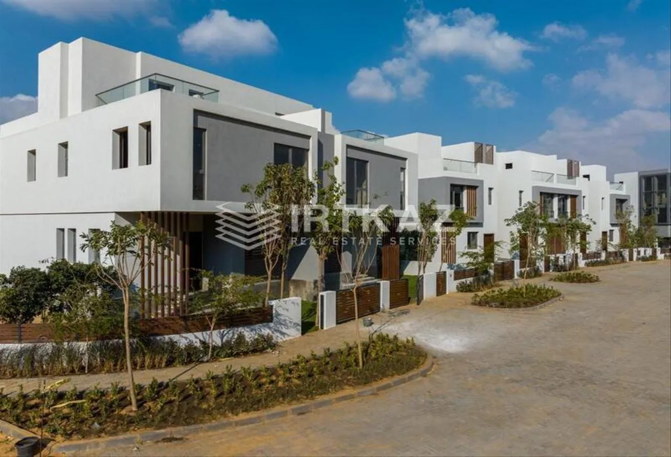 Sale in Vinci: RTM Twin House Resale lowest Company Price-Vinci