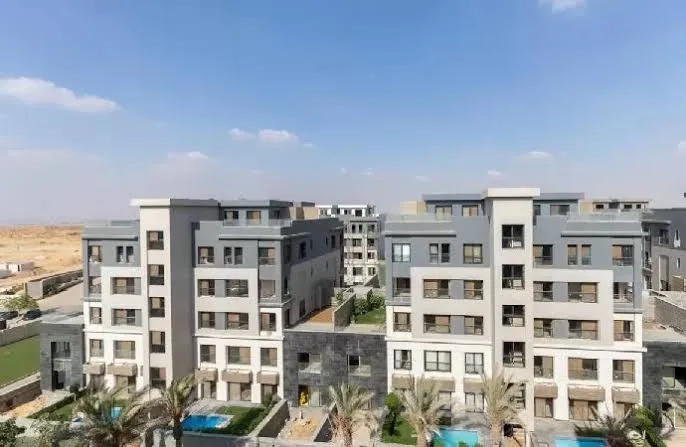 Apartment for Resale in Trio Gardens , New Cairo in installments