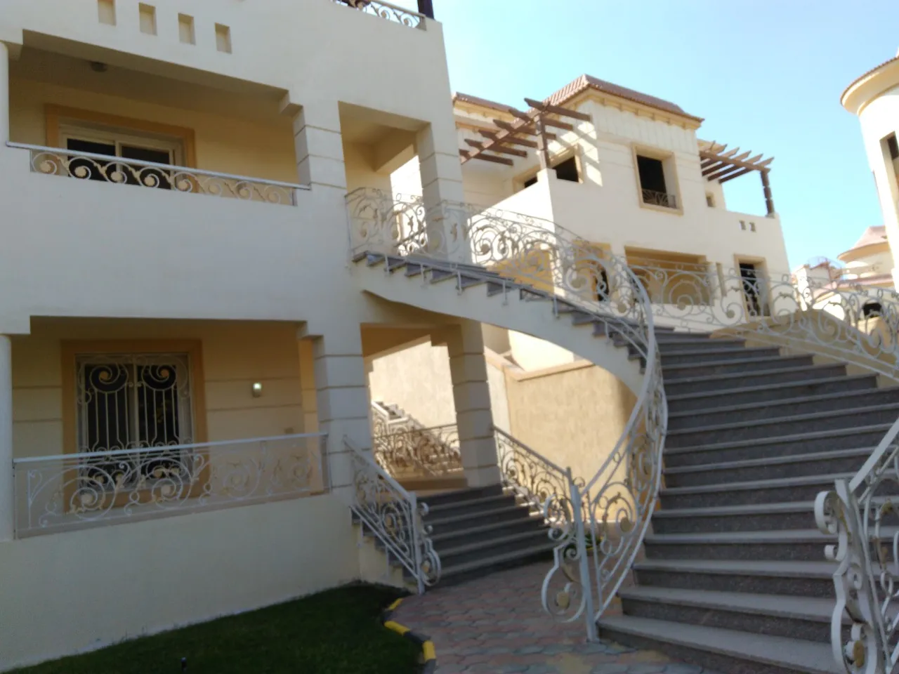 Gallery Image 14
