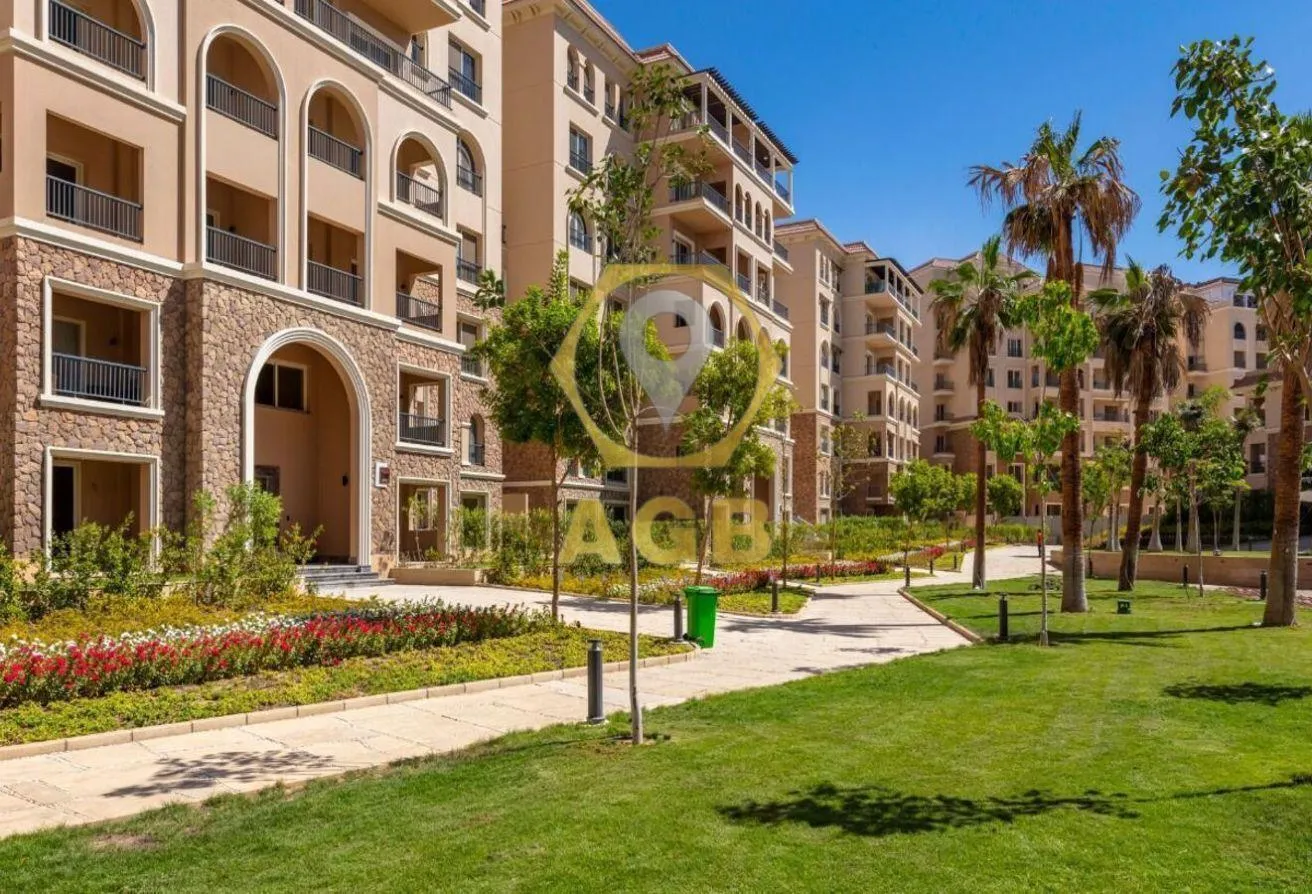 Sale in 90 Avenue: فرصة امتلك شقتك بجوارAUCكمبوند 90Avenue تشطيب كامل