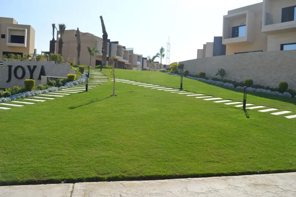 Sale in Joya: In Joya Compound, Villa Ready To Move, with D.P25%