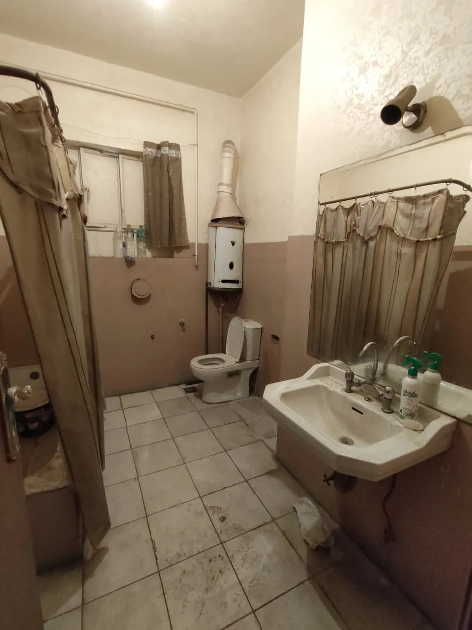 Office for rent in Dokki Square Fishing Club