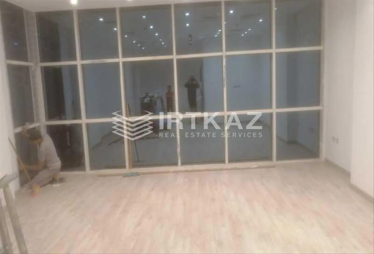 Rent in Business Plus: FINISHED Office with SPECIAL PRICE in North 90st.
