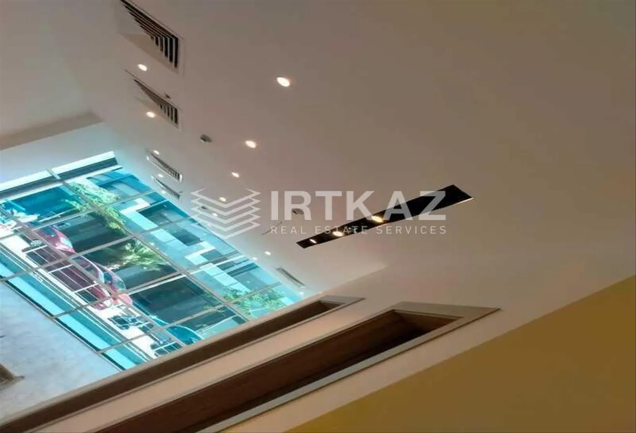 Gallery Image 6