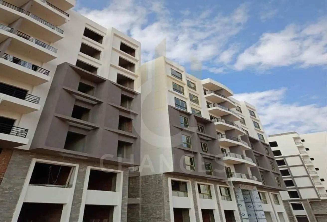 Sale in Green Avenue: Apartment for sale in Green Avenue Compound